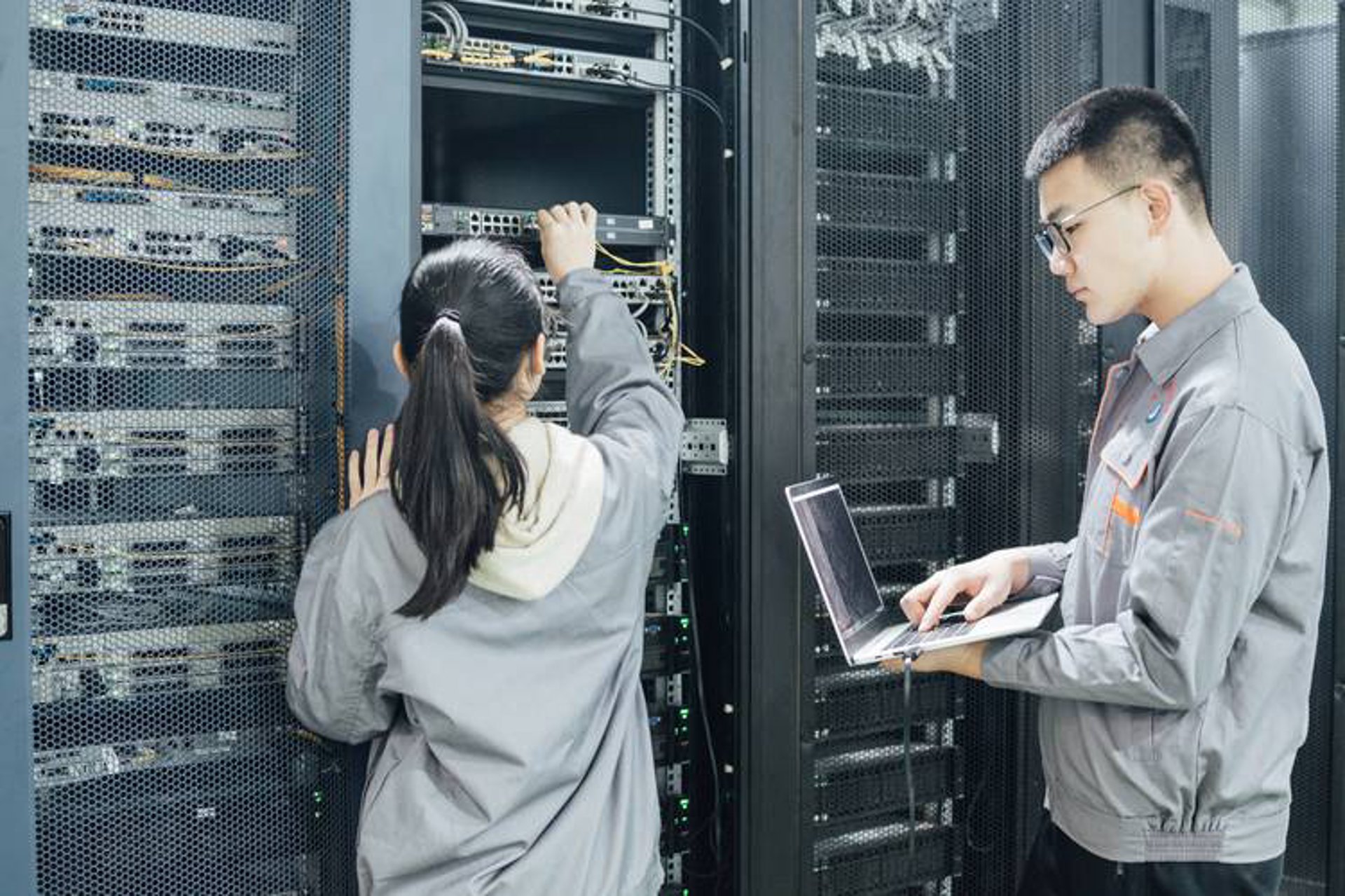 微鼎信息科技